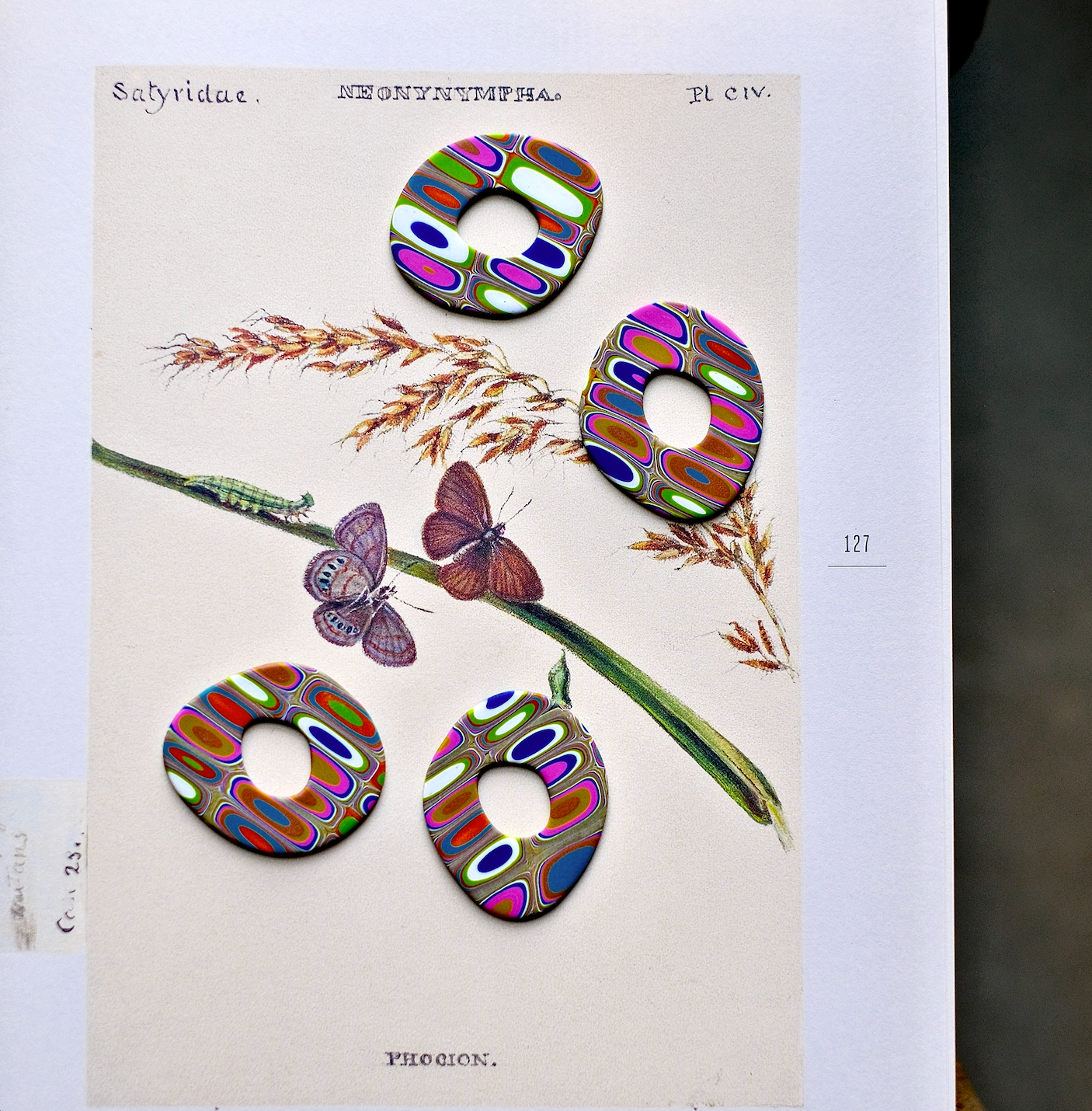 Abstract Circle Earrings